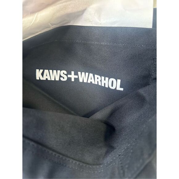 KAWS + WARHOL x UNIQLO tote/crossbody bag, NWT - Picture 3 of 7